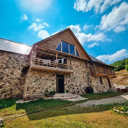 Kelmendi Hotel 3*